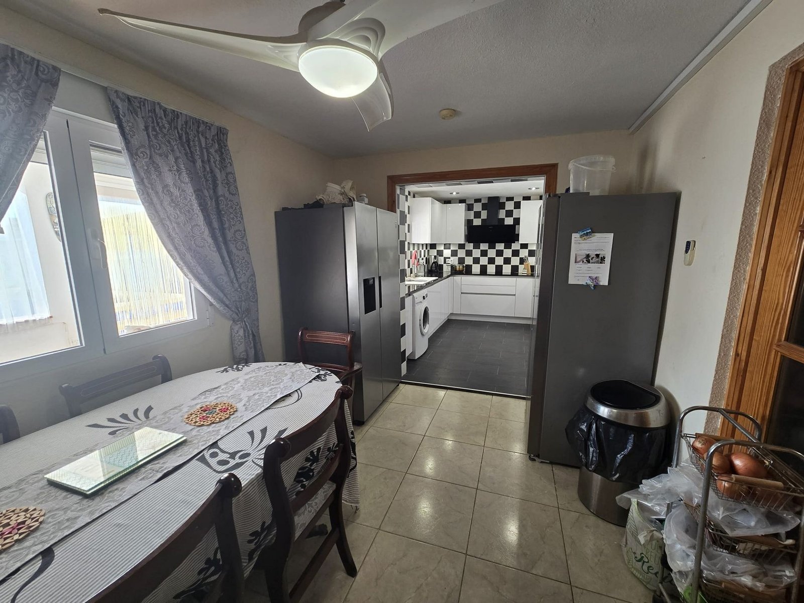 5 Bedroom 3 Bathroom Detached Villa in Villena - Caza De Casa