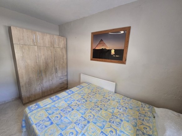 5 Bedroom 3 Bathroom Detached Villa in Villena - Caza De Casa