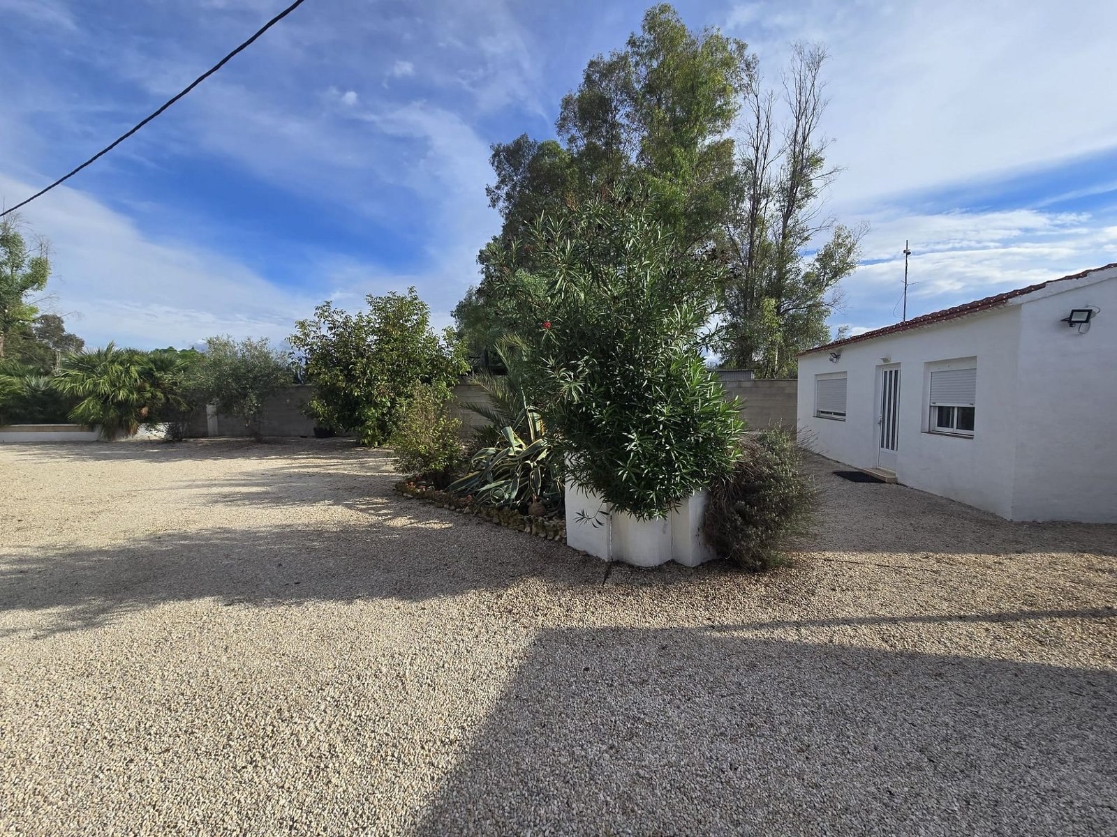 5 Bedroom 3 Bathroom Detached Villa in Villena - Caza De Casa