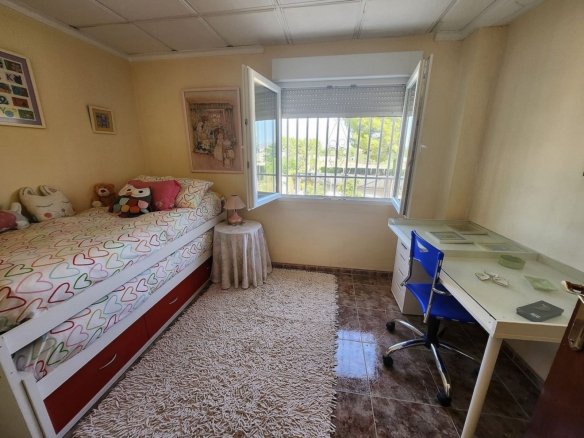 7 Bedroom 2 Bathroom Country house in Villena - Caza De Casa