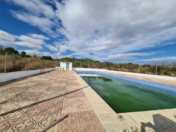 4 Bedroom 2 Bathroom Country house in Sax - Caza De Casa