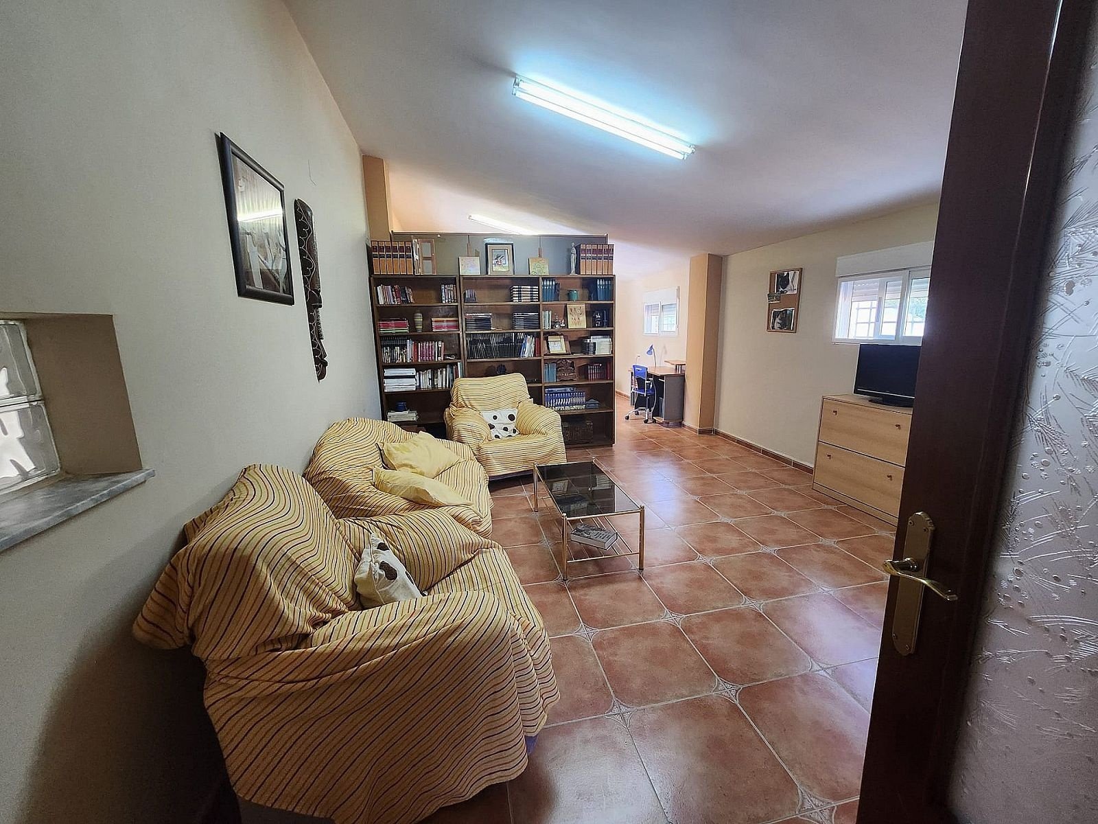 7 Bedroom 2 Bathroom Country house in Villena - Caza De Casa