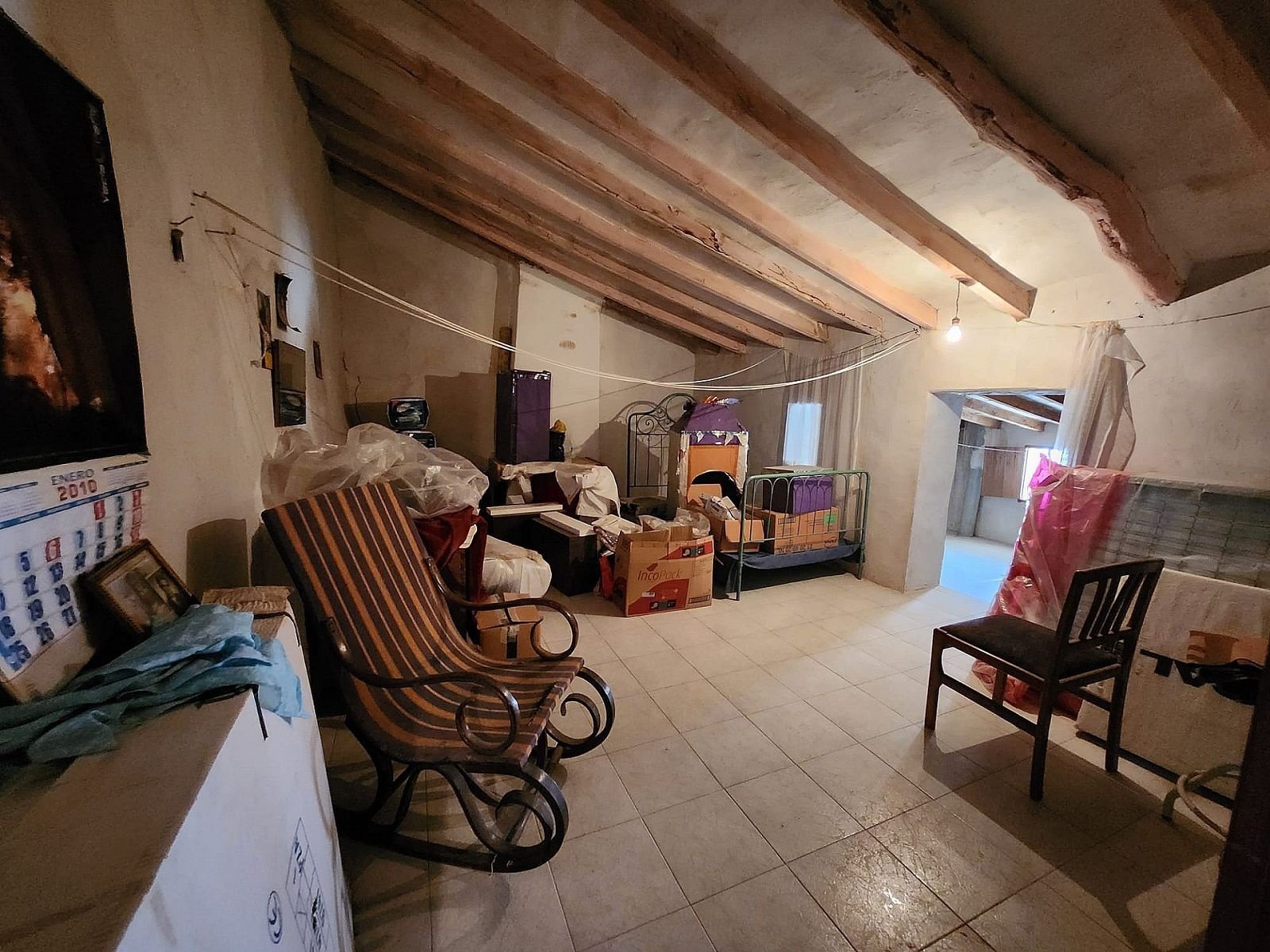 5 Bedroom 1 Bathroom Townhouse in Yecla - Caza De Casa
