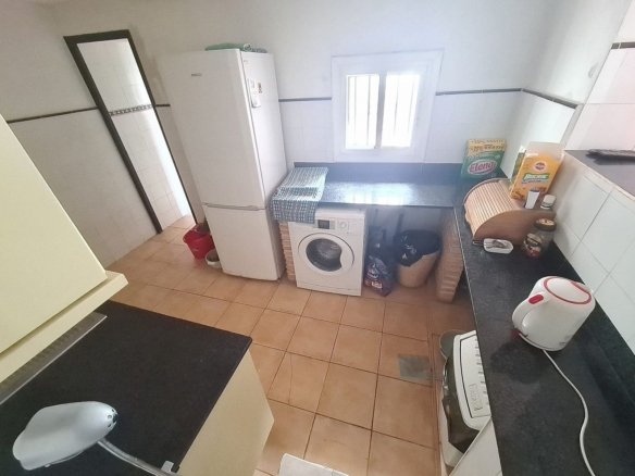 3 Bedroom 1 Bathroom Townhouse in Sax - Caza De Casa