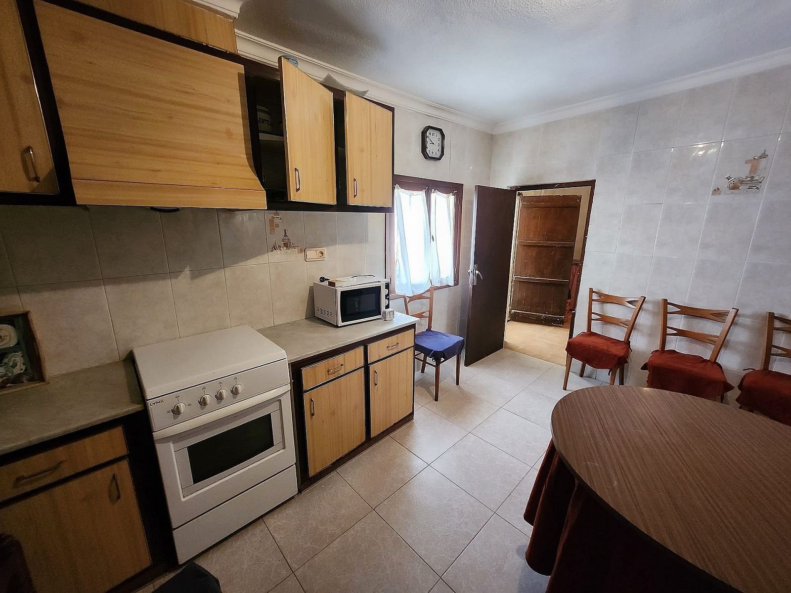5 Bedroom 1 Bathroom Townhouse in Yecla - Caza De Casa